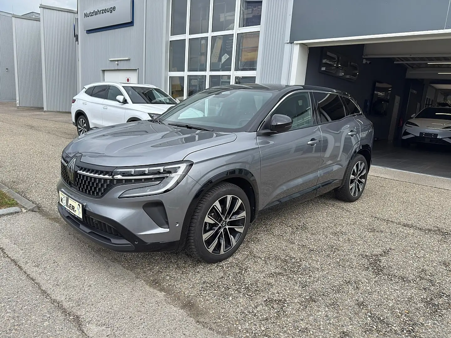 Renault Austral Mild Hybrid 160 Techno Aut. Grau - 2