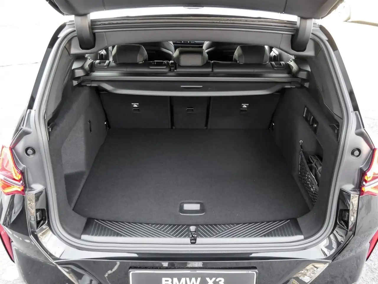 BMW X3 40d xDrive M Sport Pro ACC AHK RFK NAVI LED DAB 15