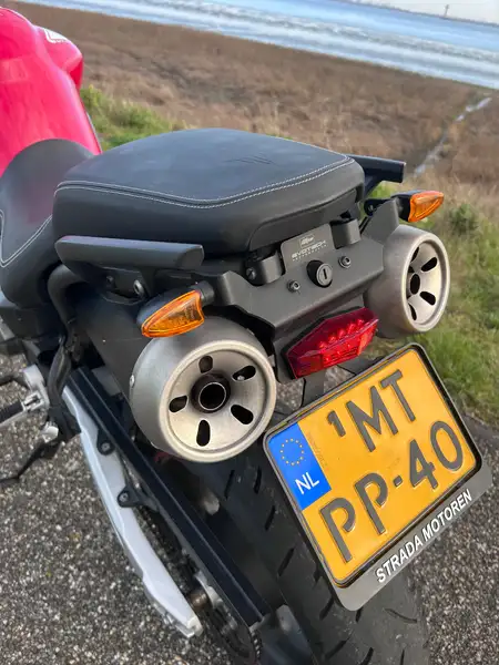 Yamaha MT-03 - foto 3