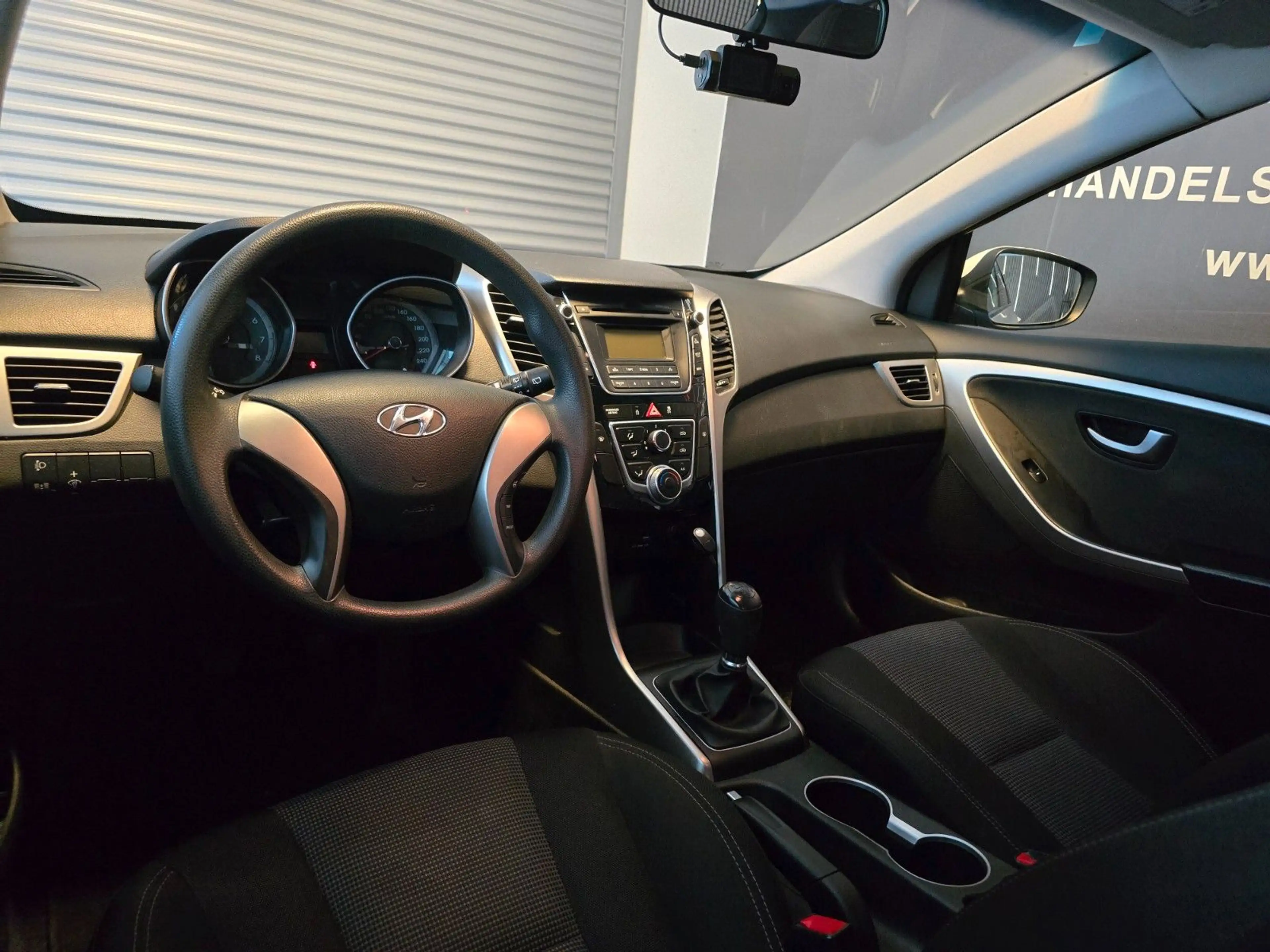 Hyundai i30 blue Classic*TUV&SERVICE NEU — photo 11