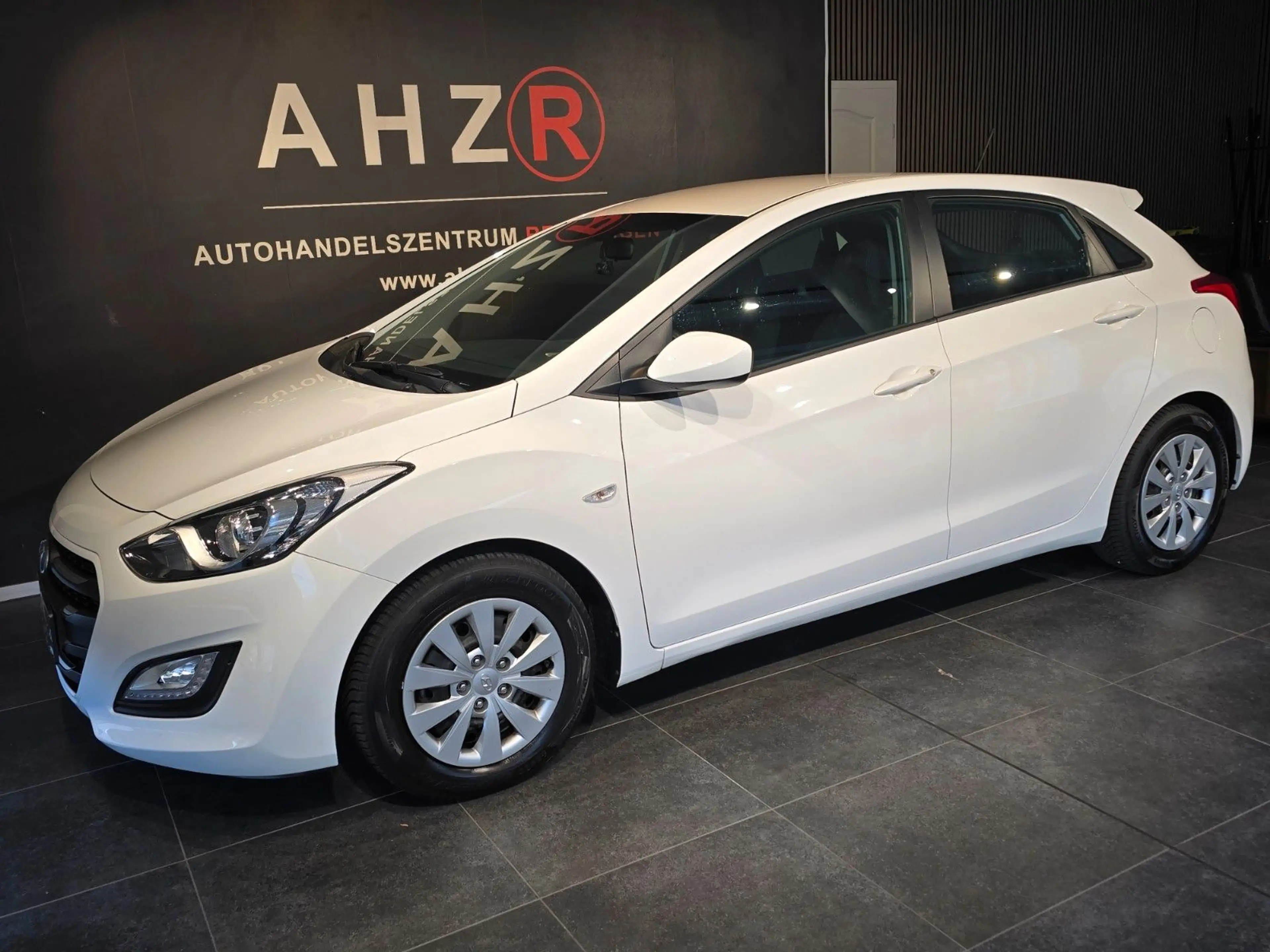 Hyundai i30 blue Classic*TUV&SERVICE NEU — photo 3