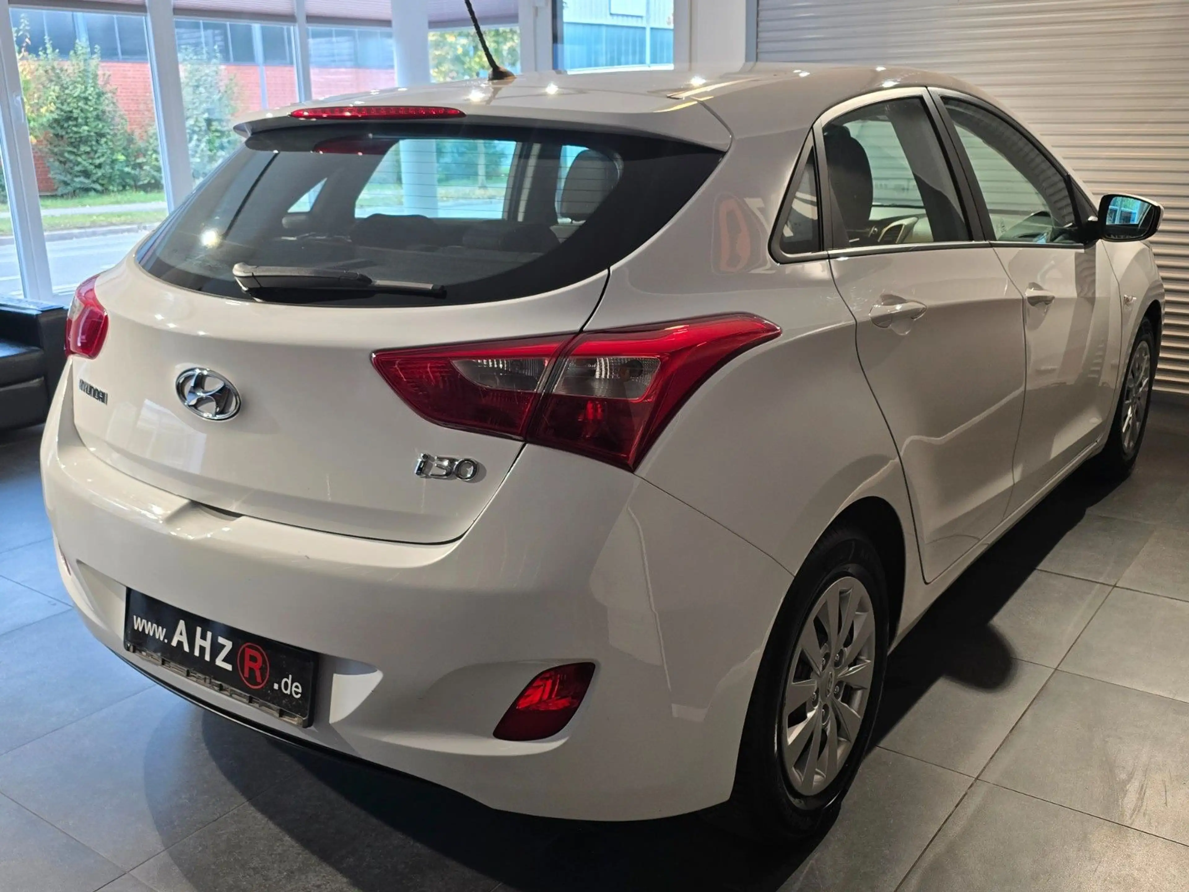 Hyundai i30 blue Classic*TUV&SERVICE NEU — photo 6