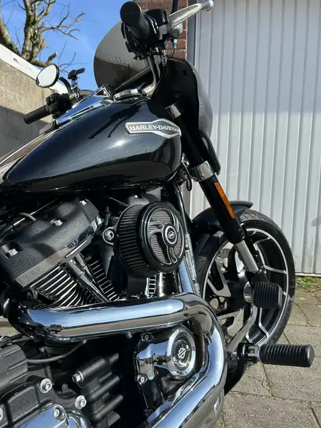 Harley-Davidson Sport Glide - foto 6