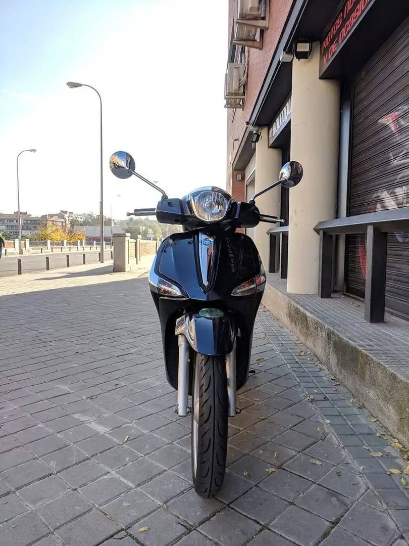 Piaggio Liberty 125 Чёрный - 1