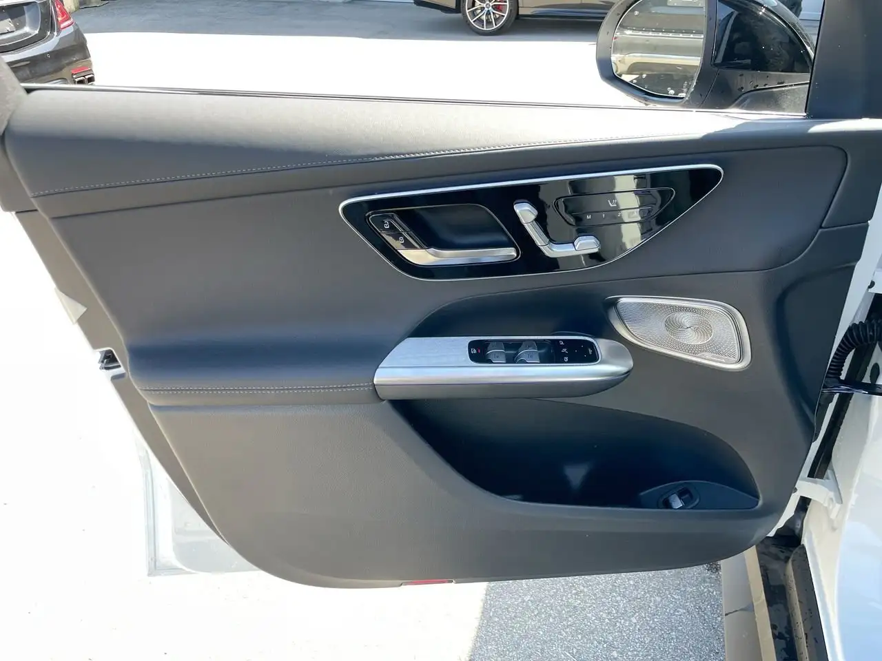 Mercedes-Benz GLC снимка Mercedes-Benz GLC