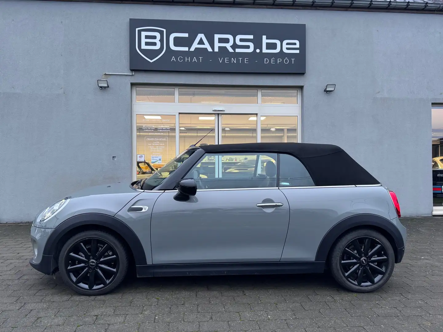 MINI Cooper Cabrio 1.5 Cooper EU6d F57 CUIR CARPLAY full service mini Grijs - 2