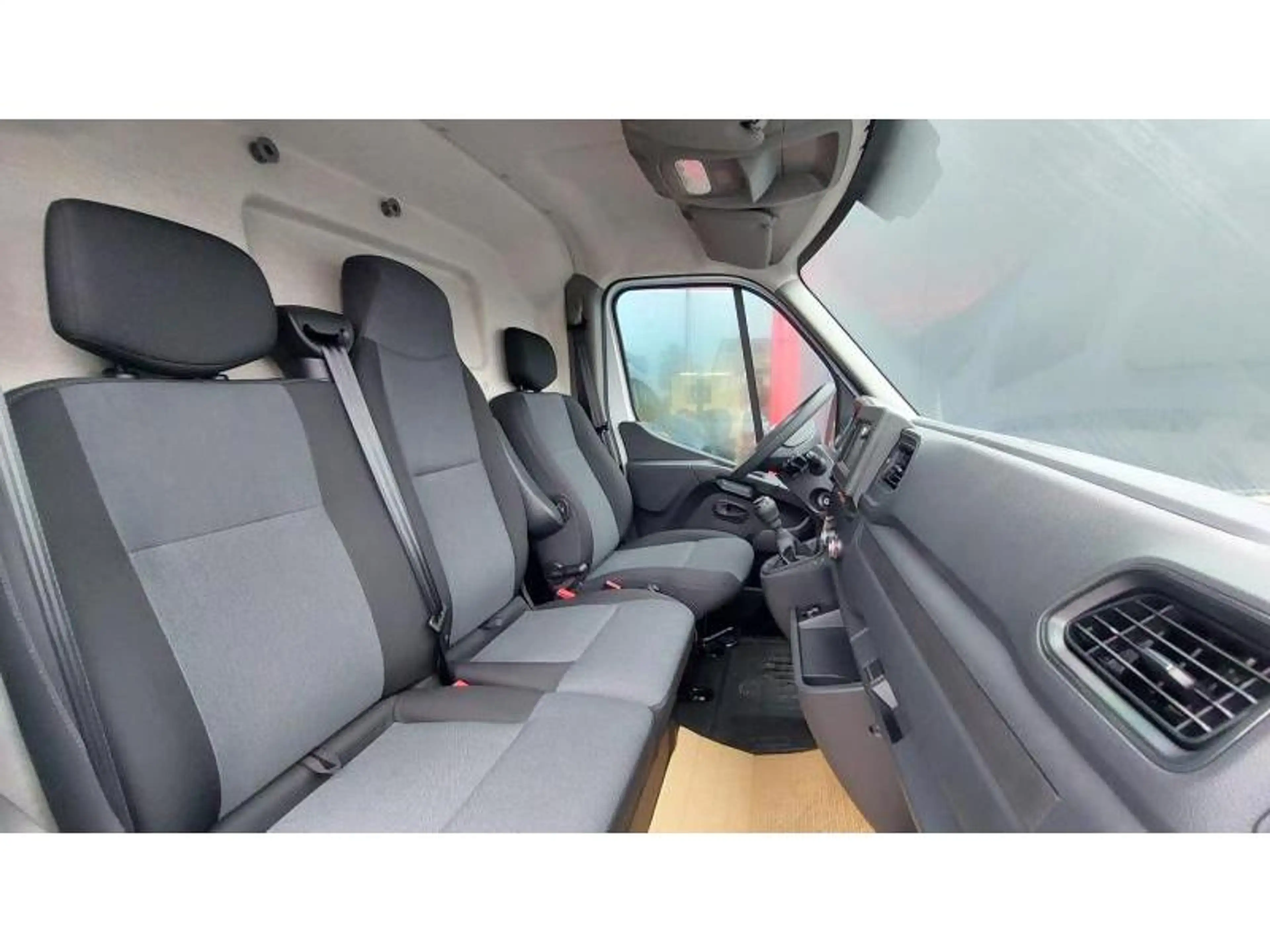 Nissan Interstar L3H2 - 150 HP - Rayonnage ! Ga — photo 12