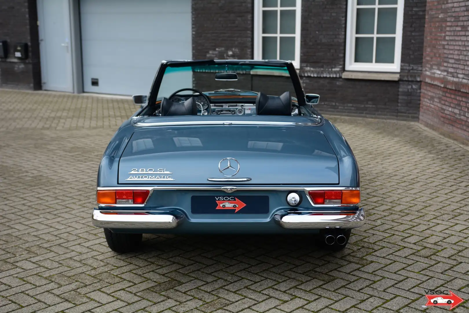 Mercedes-Benz SL 280 Pagoda - Superb, restored by Mercedes specialist Bleu - 2