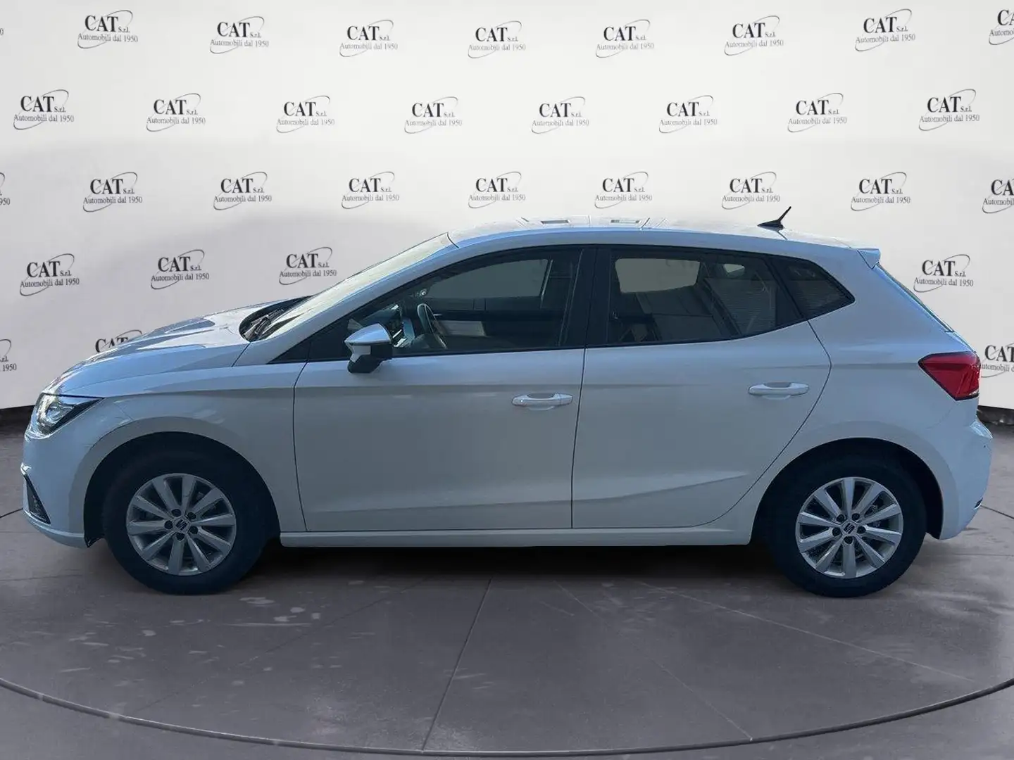 SEAT Ibiza 1.0 MPI 5 porte Reference Bianco - 2
