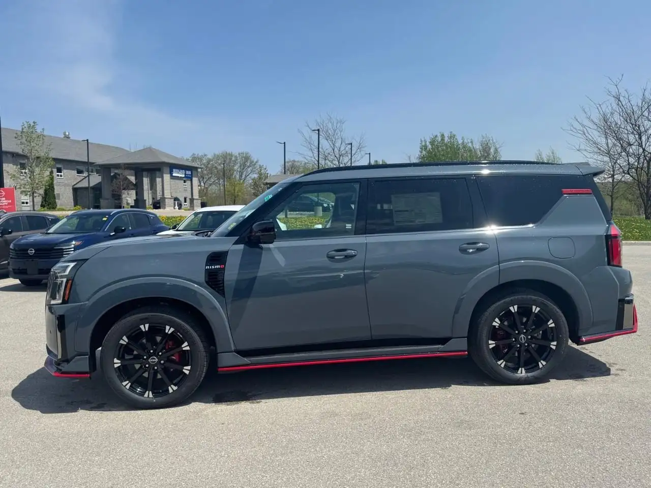 Nissan Armada снимка Nissan Armada