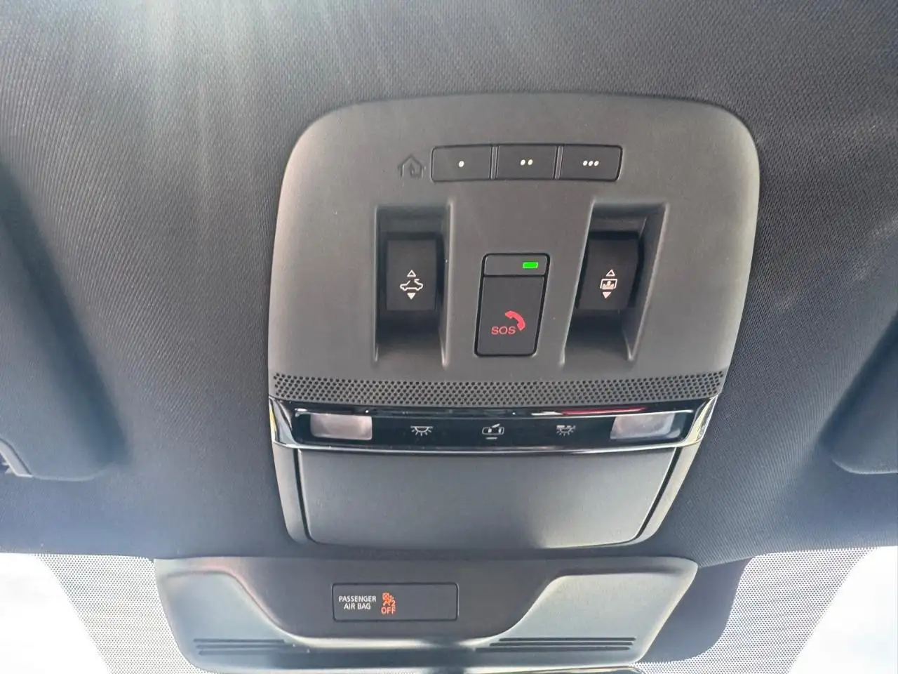 Nissan Armada снимка Nissan Armada