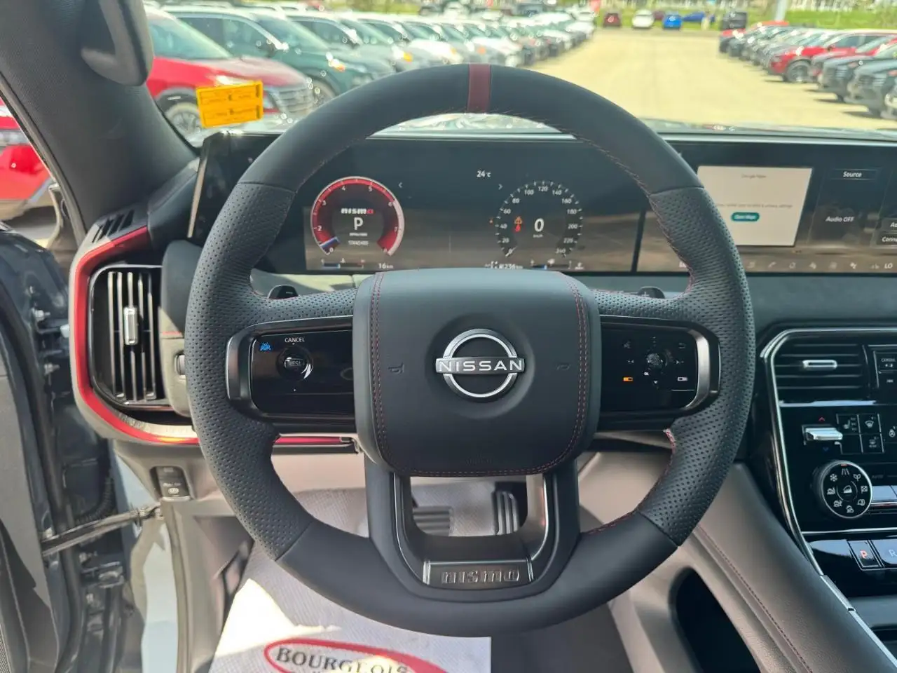 Nissan Armada снимка Nissan Armada