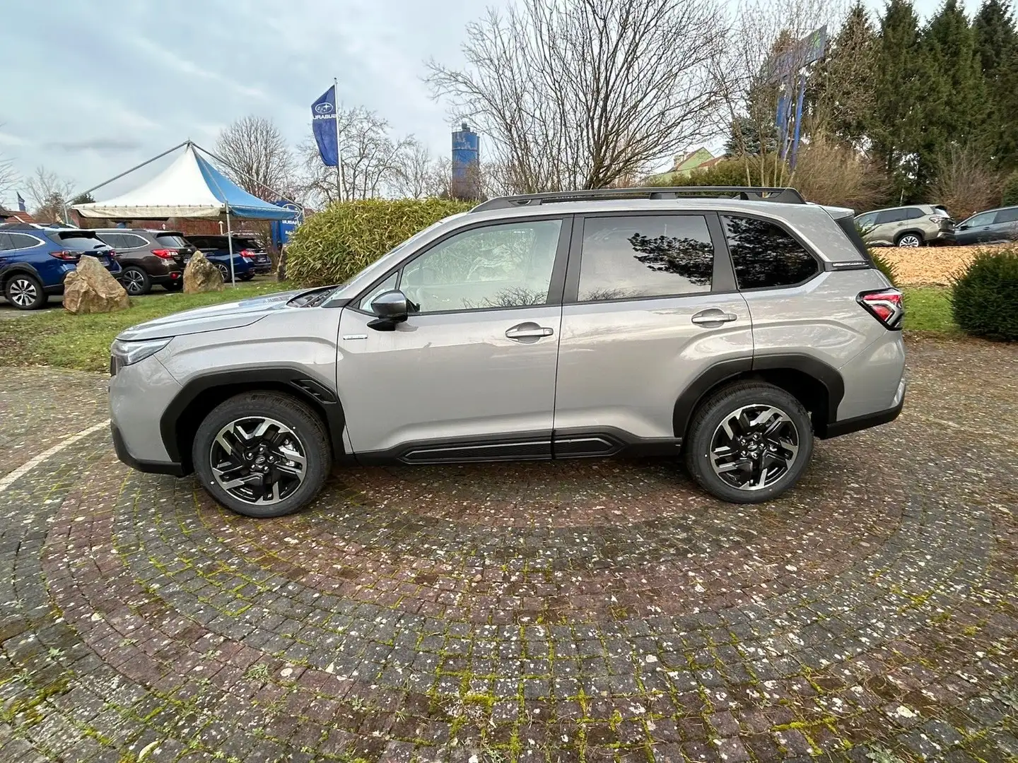 Subaru Forester Active Lineatronic Grijs - 2