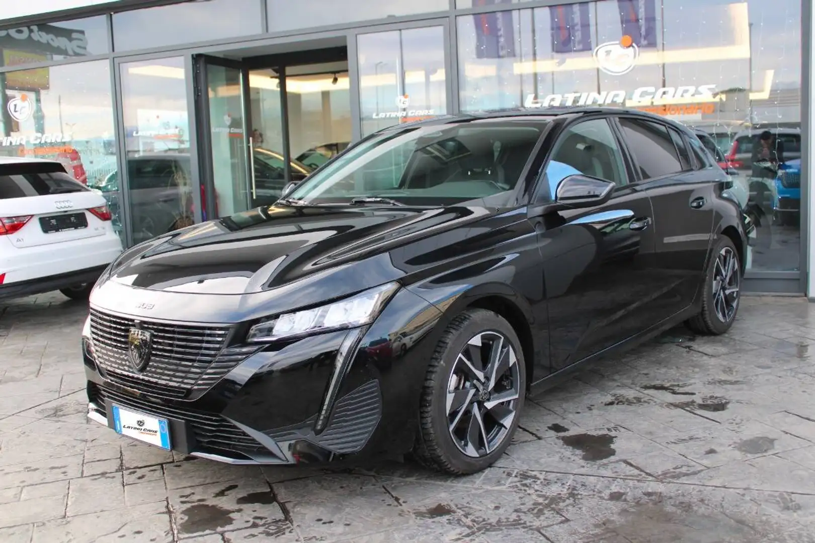 Peugeot 308 1.2 puretech t Allure Pack s&s 130cv Noir - 1
