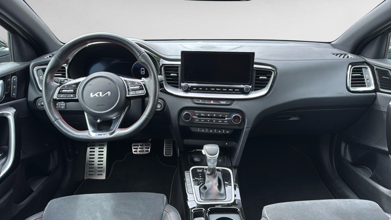 Kia ProCeed / pro_cee'd ProCeed GT — photo 13