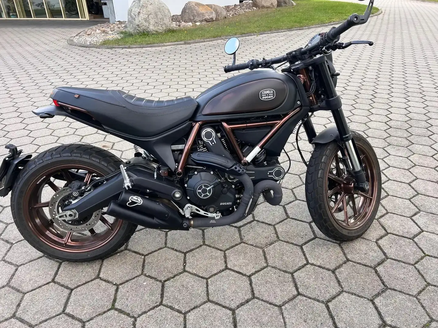 Ducati Scrambler Braun - 1