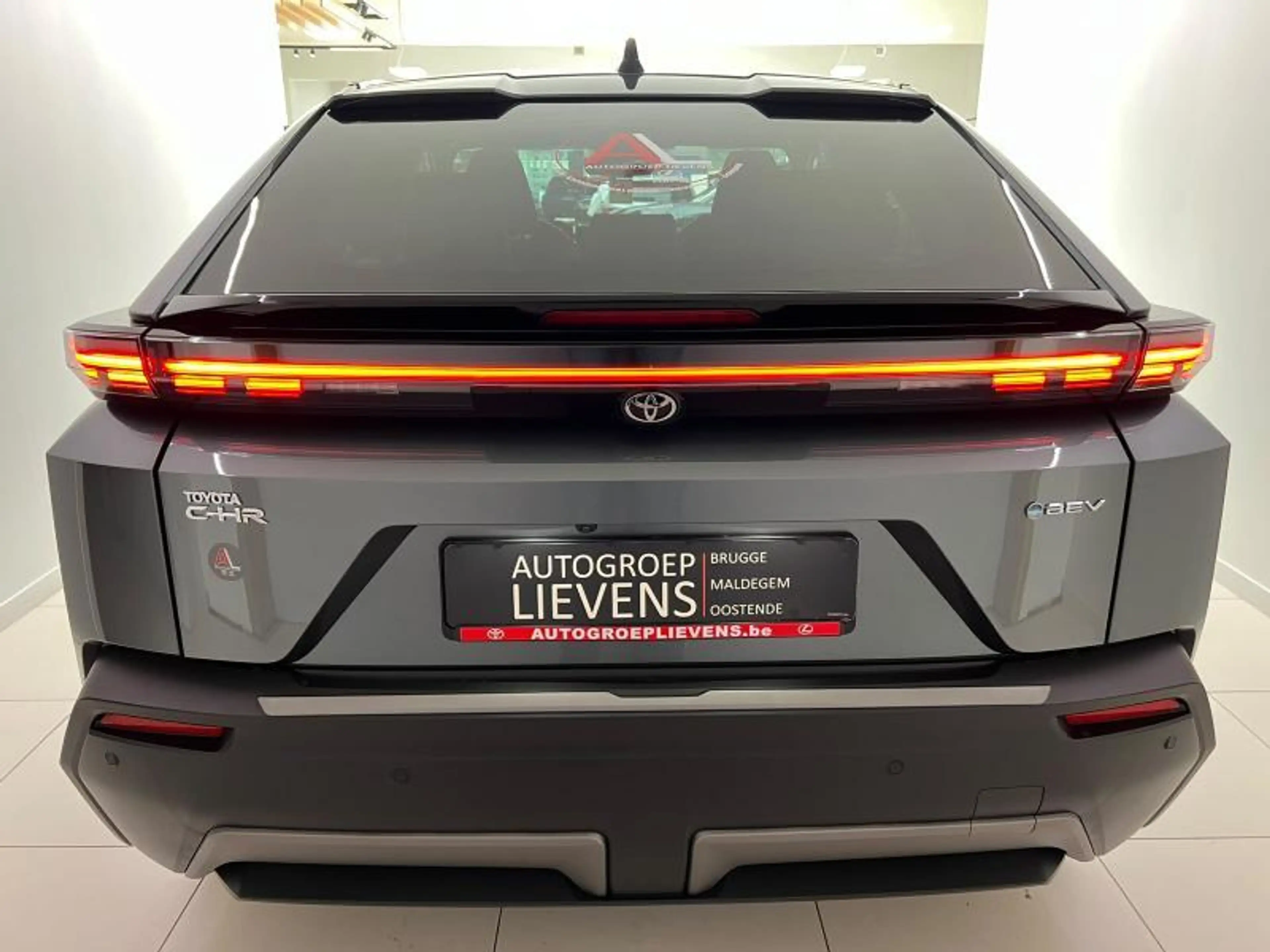 Toyota C-HR+ 77 kWh FWD BUSINESS — photo 6