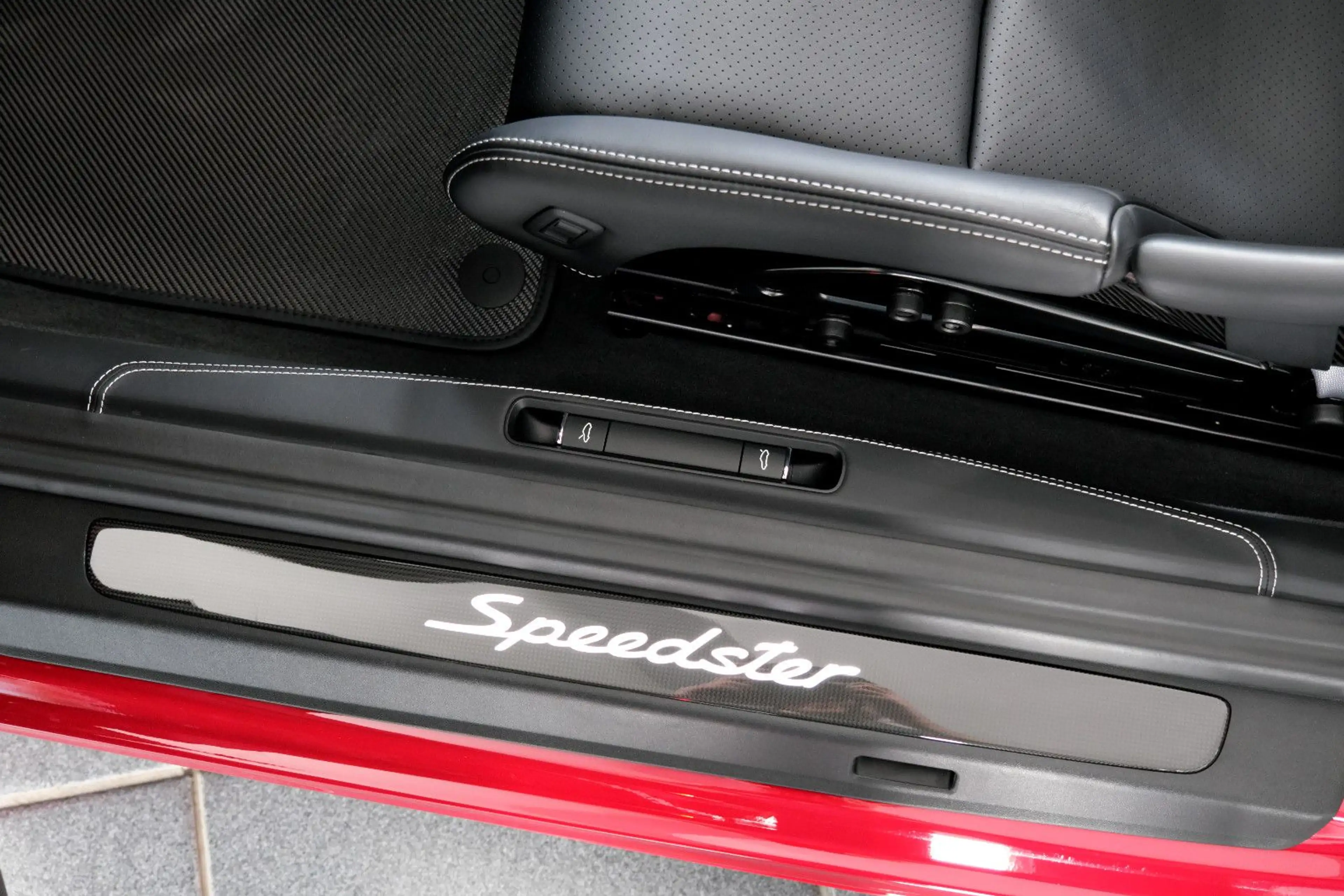 Porsche 991 Speedster Lift BOSE Deutsches FZ Limitiert — photo 10