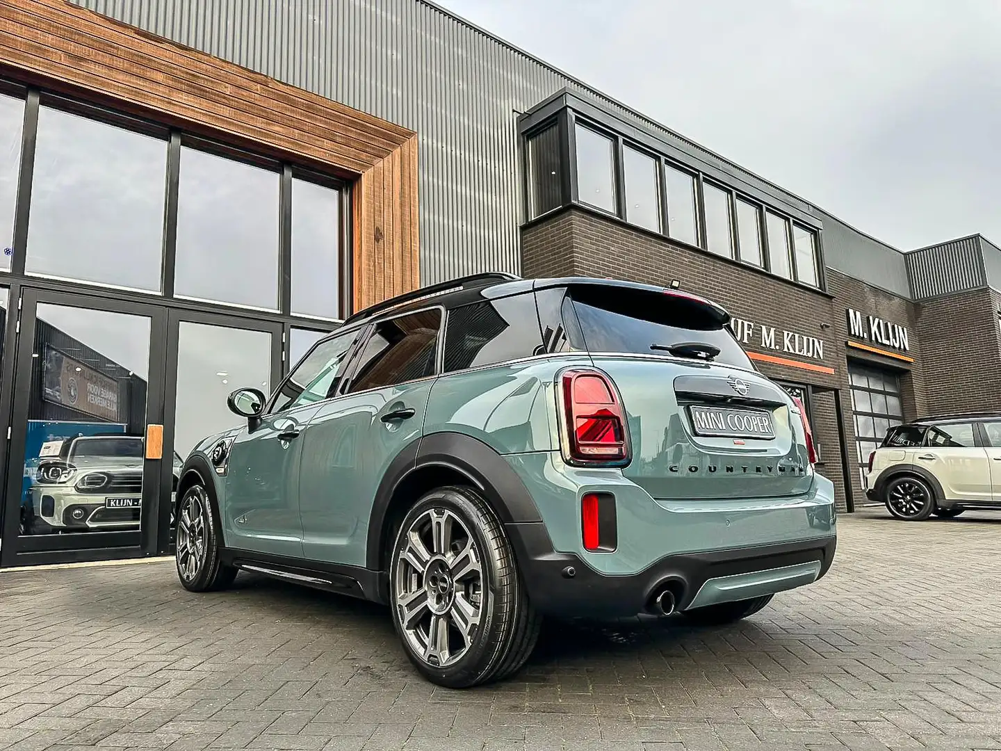 MINI Cooper SE Countryman Mini 2.0 ALL4 MINI Yours 220Pk/Pano/Camera/19"/Hk/ Grün - 2