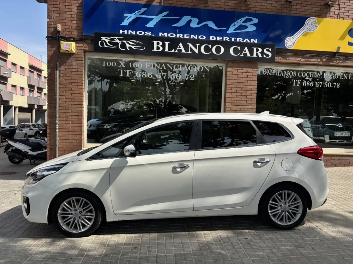 Kia Carens 1.7CRDi VGT Drive DCT 141 Blanc - 1