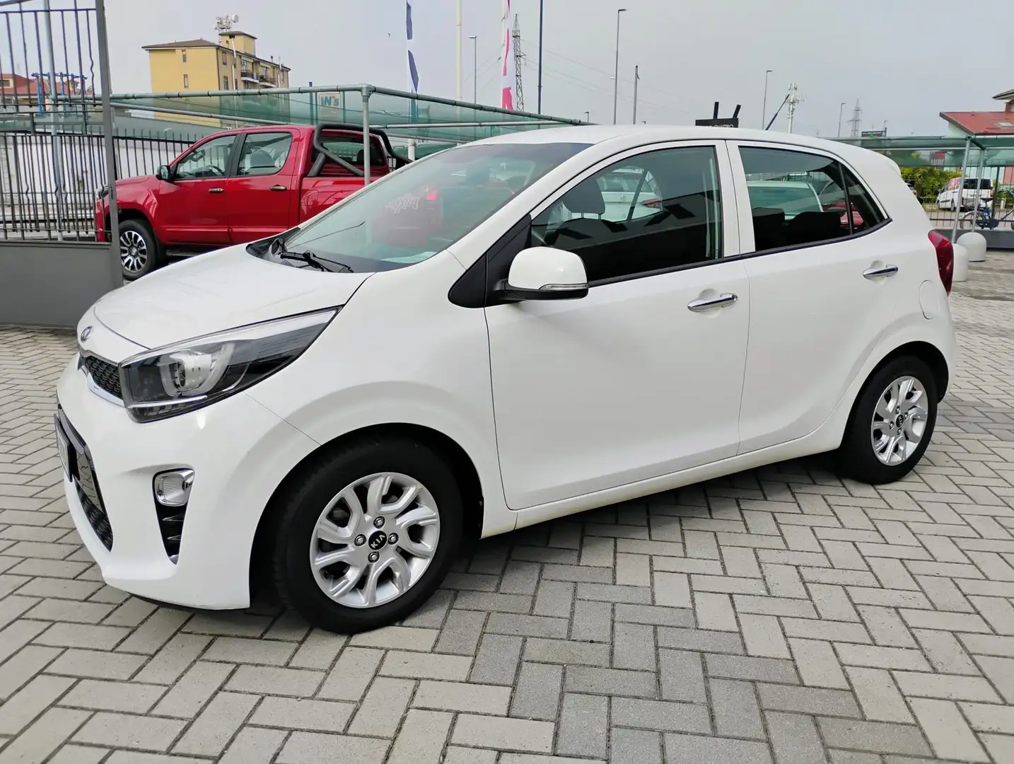 Kia Picanto Picanto 1.0 Cool Bianco - 1