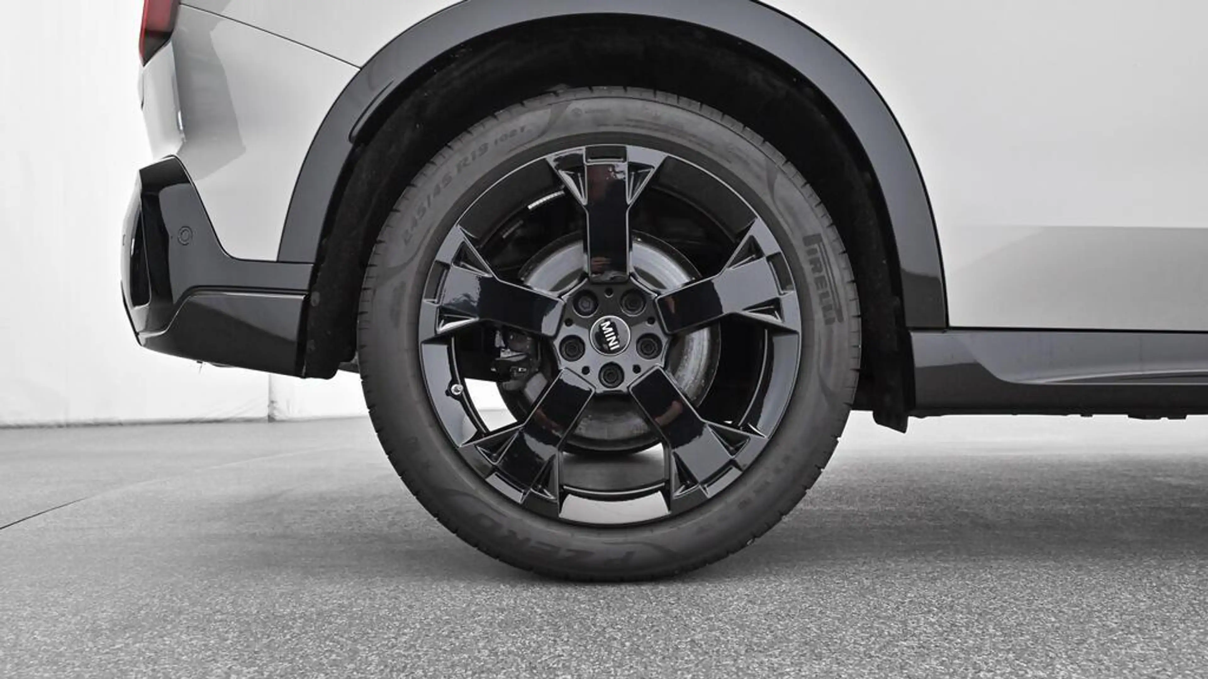 MINI Countryman C John Cooper Works Trim — photo 11