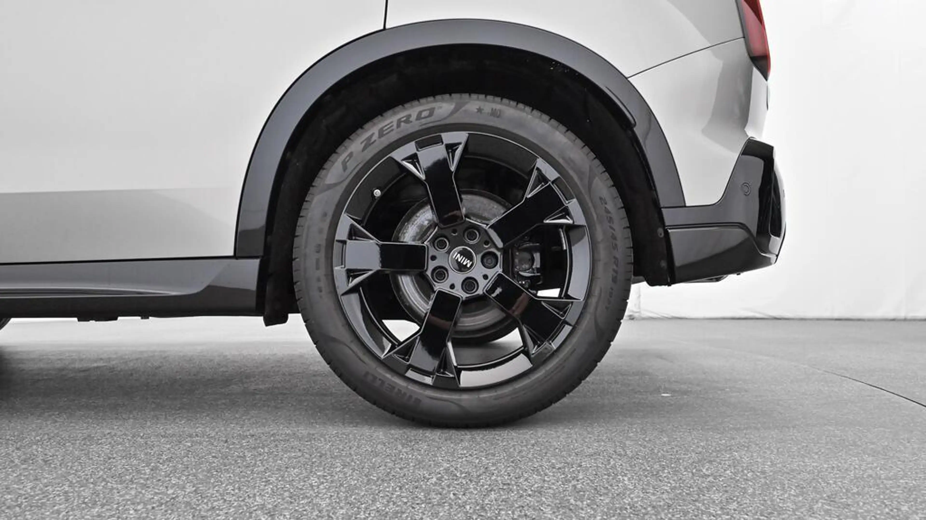 MINI Countryman C John Cooper Works Trim — photo 13