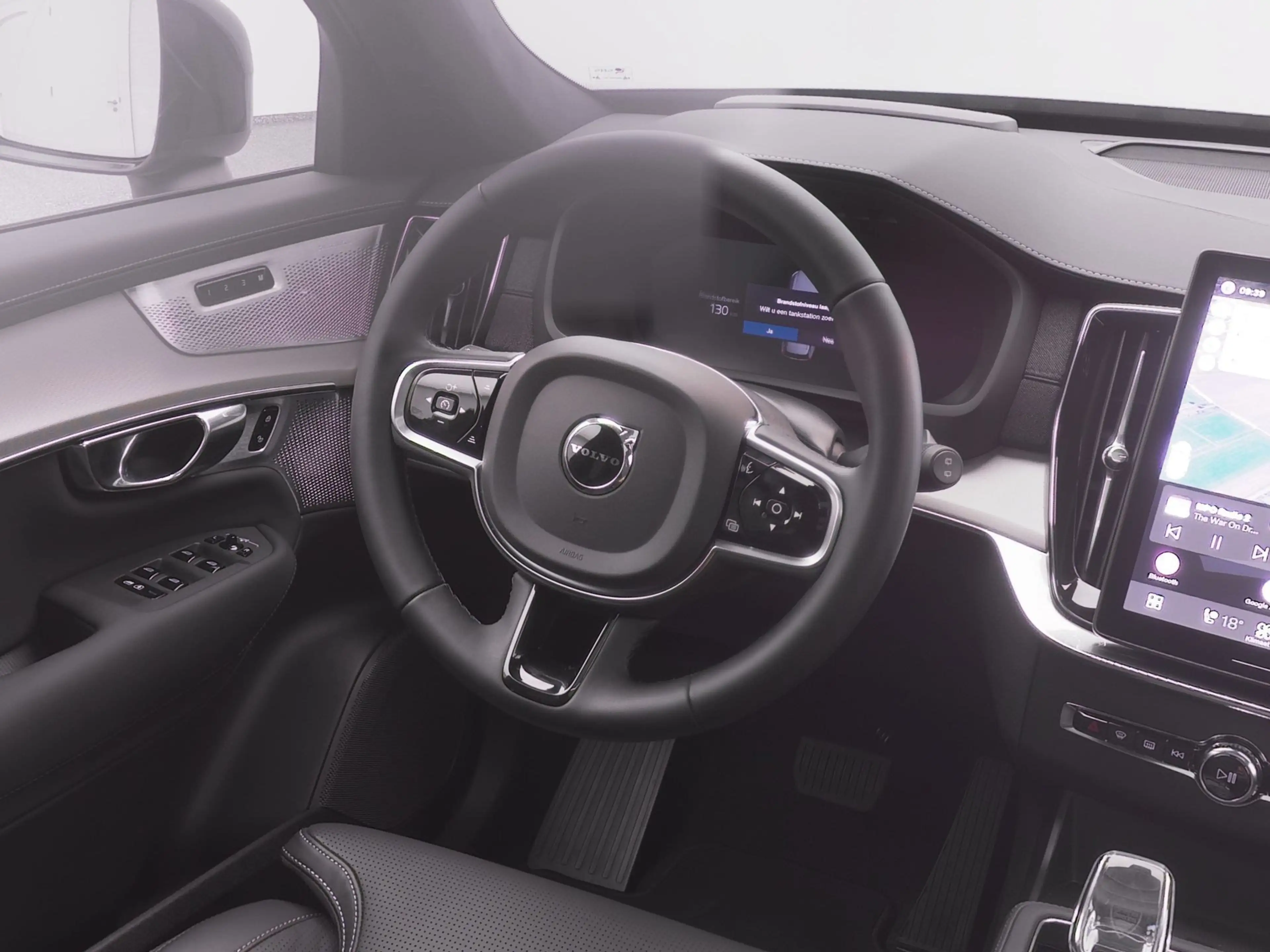 Volvo XC90 2.0 T8 Plug-in hybrid AWD Ultra Black Edition 7-Pe — photo 7