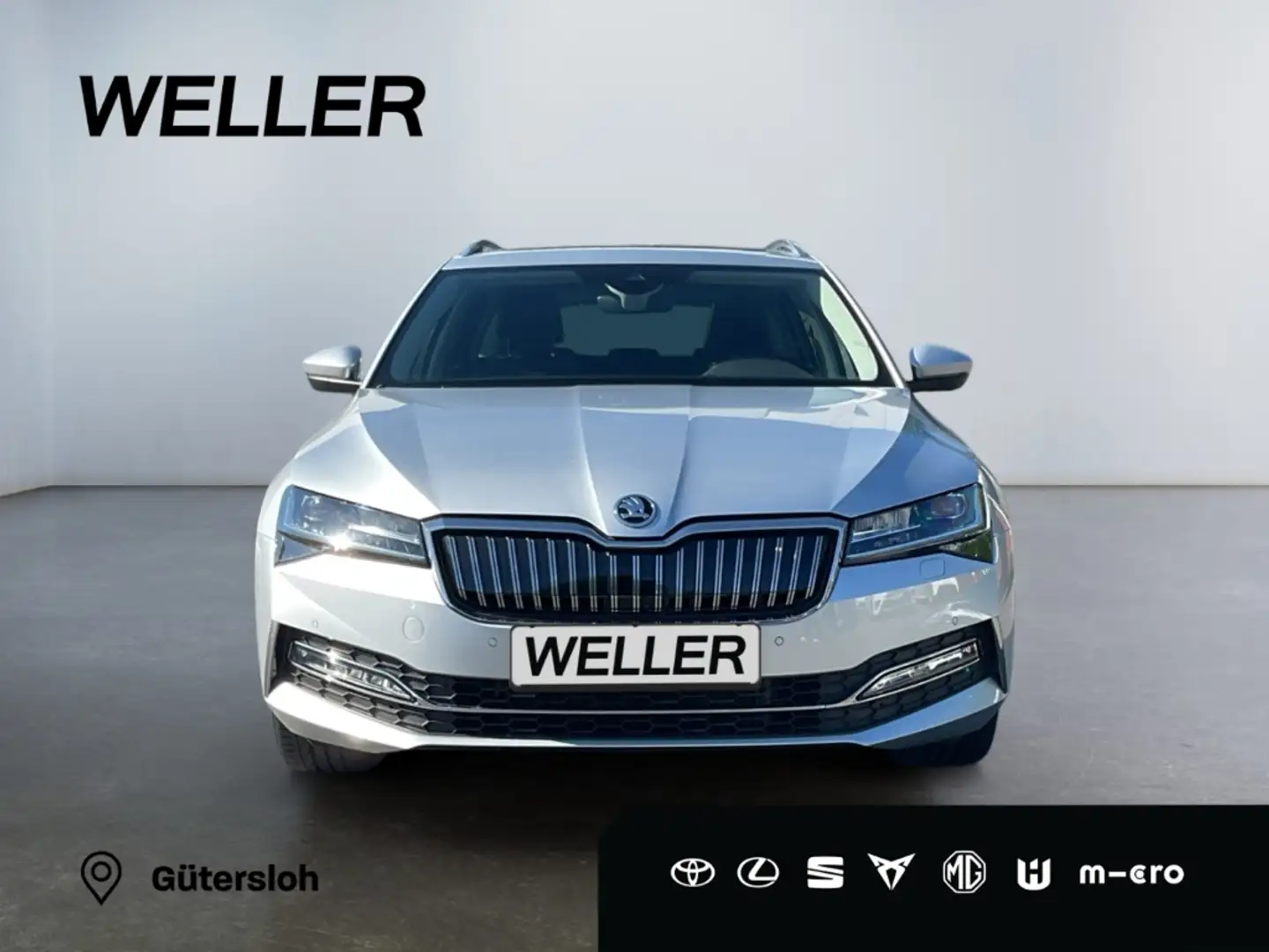 Skoda Superb Combi 1.4 TSI iV DSG L&K *AHK*360°*Standhz* Silber - 2