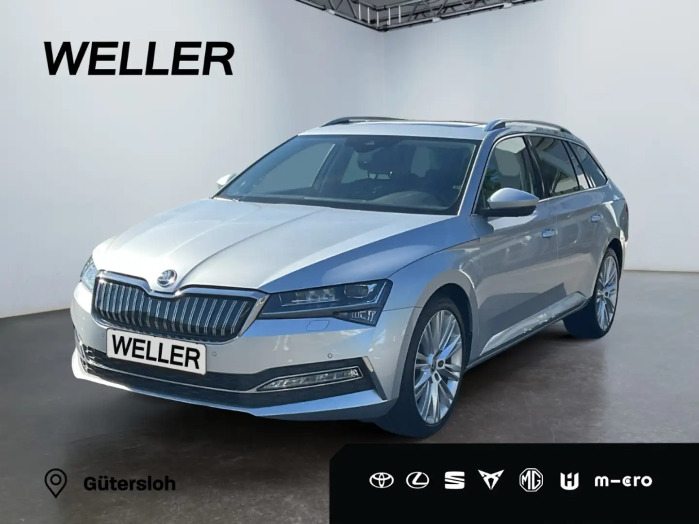 Skoda Superb Combi 1.4 TSI iV DSG L&K *AHK*360°*Standhz* Silber - 1