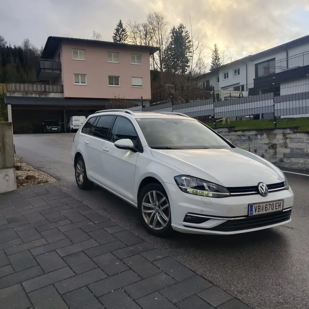 Volkswagen Golf Comfortline 1,6 TDI Weiß - 1