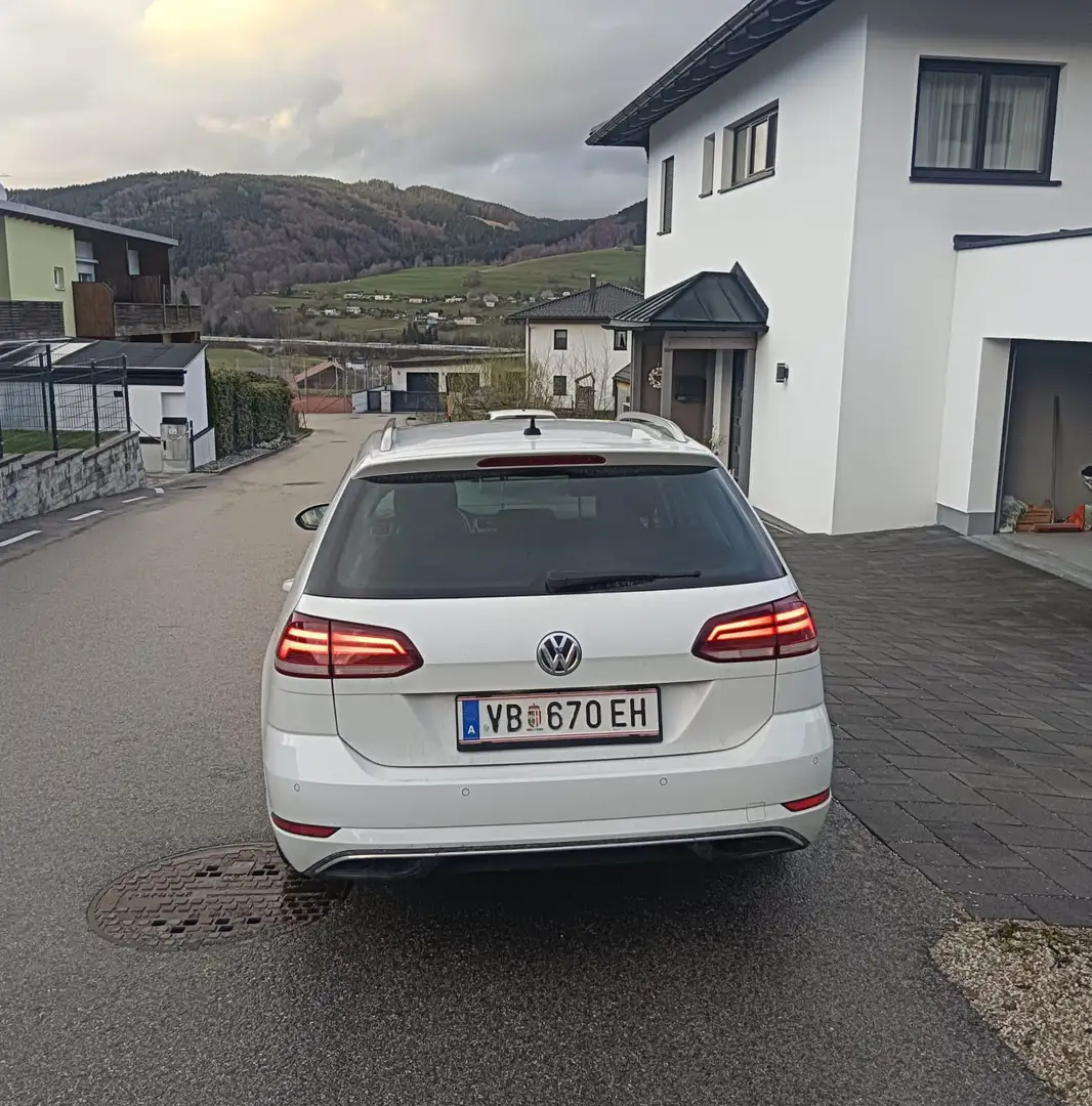 Volkswagen Golf Comfortline 1,6 TDI Weiß - 2