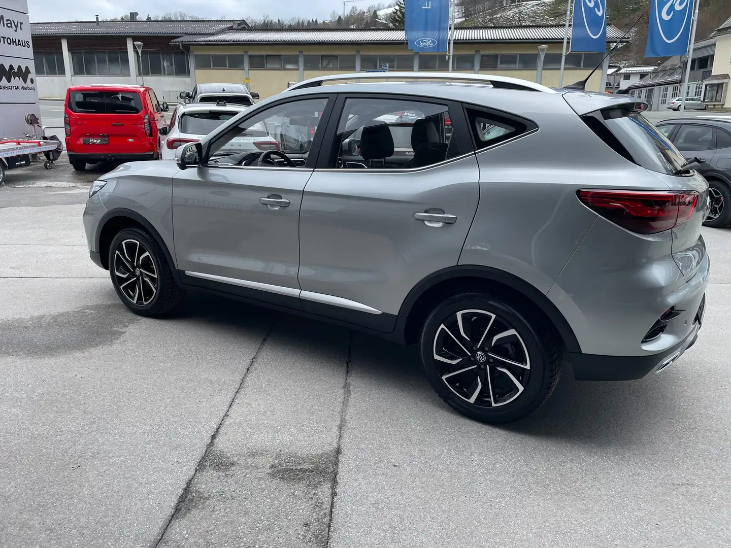 MG ZS Luxury Silber - 2