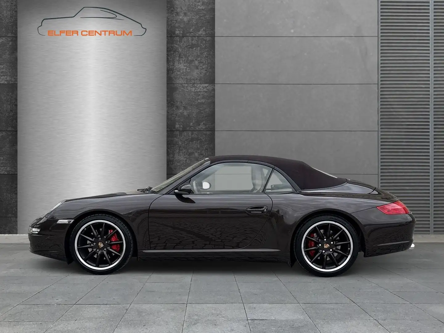 Porsche 997 Carrera 4S Cabrio  Ausstellungsfahrzeug PAG Hnědá - 2