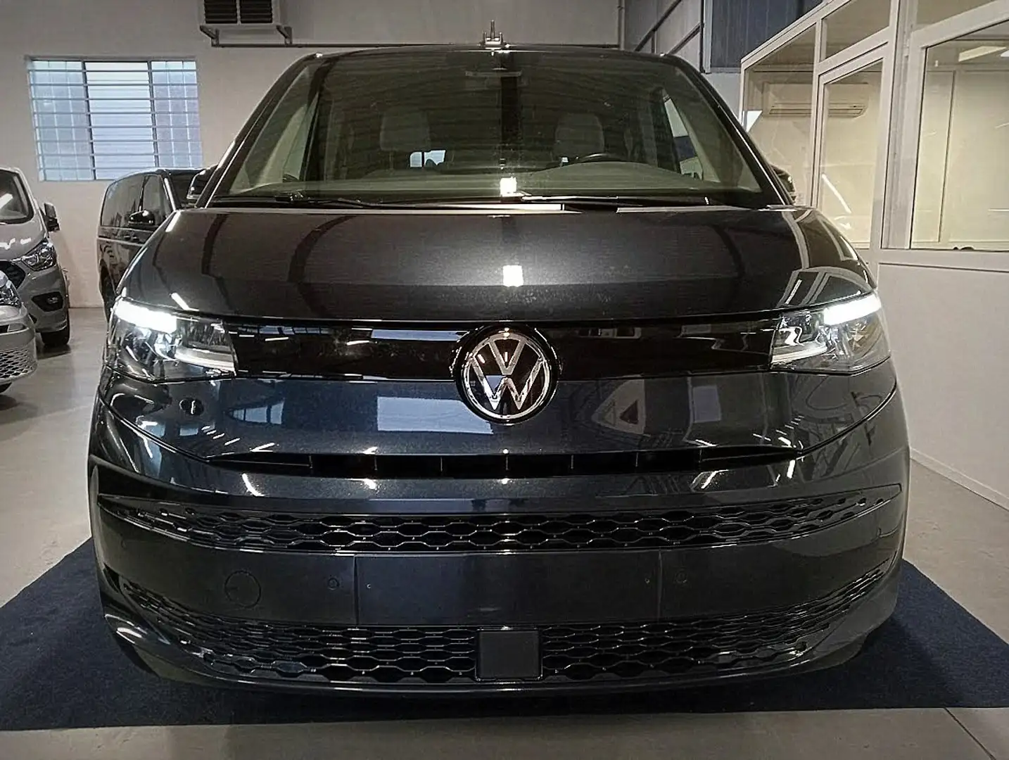 Volkswagen T7 Multivan 2.0 TDI 150cv DSG LED CAMERA IVA INCLUSA Blu/Azzurro - 1