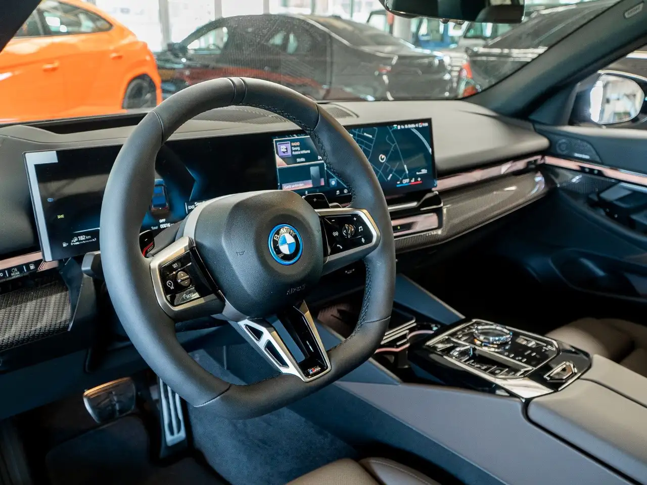 BMW 550 e M Sport Memo Harman HUD 4-Zones 9