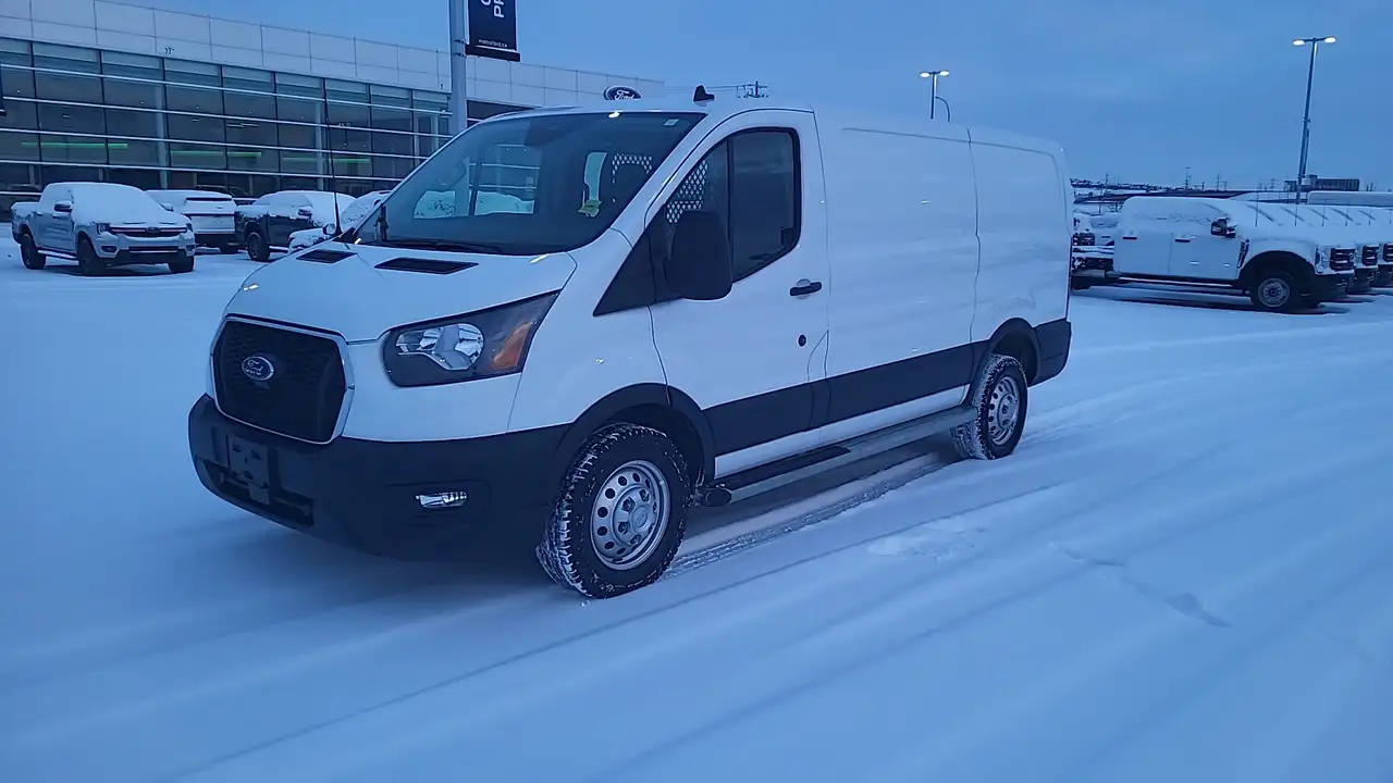 Ford Transit Cargo Van снимка Ford Transit Cargo Van