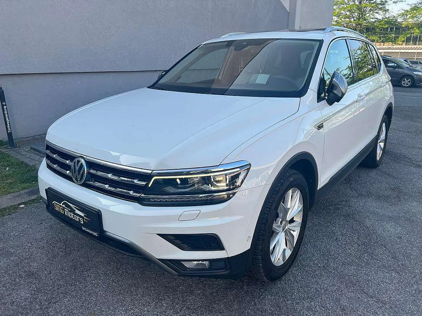 Volkswagen Tiguan Allspace Tiguan 2,0 TDI SCR 4Motion Allspace Highline/ 7 Si Weiß - 1