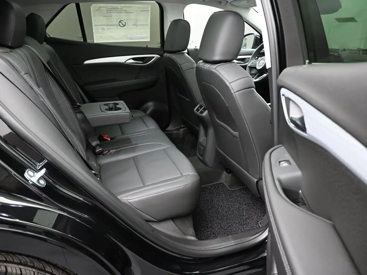 Buick Envision снимка Buick Envision