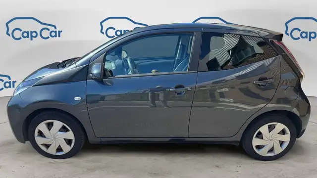 Toyota Aygo view 2