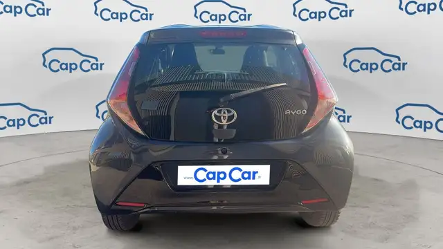 Toyota Aygo view 3