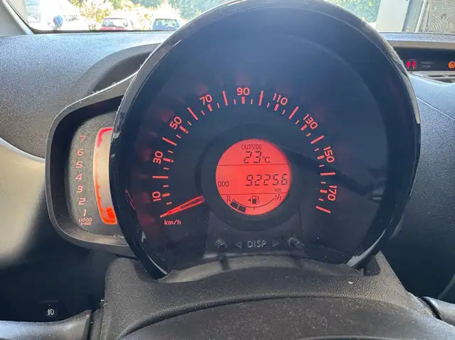 Toyota Aygo view 12