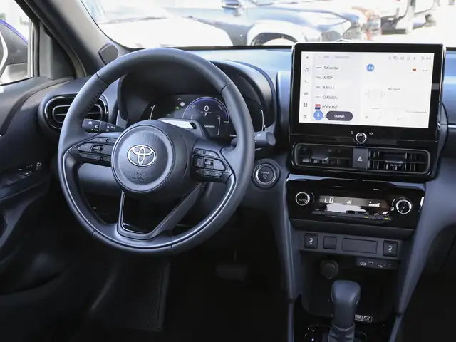 Toyota Yaris Cross view 9