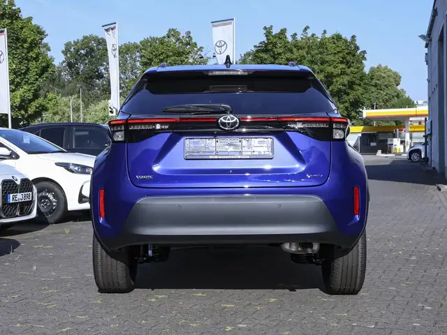 Toyota Yaris Cross view 4