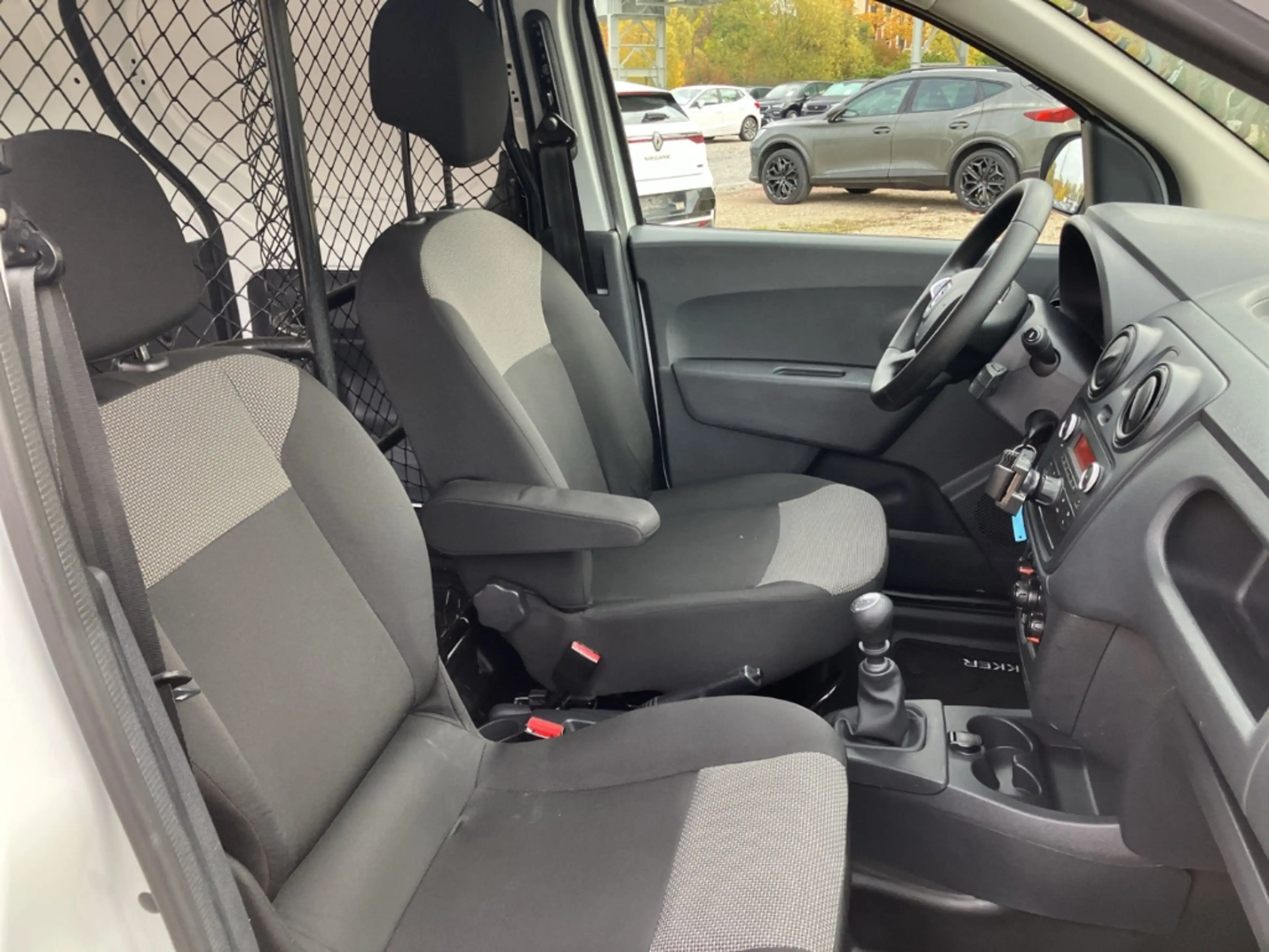 Dacia Others COMFORT 1.5 dCi PDC+2xSchiebetALr Comfort PDC+2xSc — photo 25