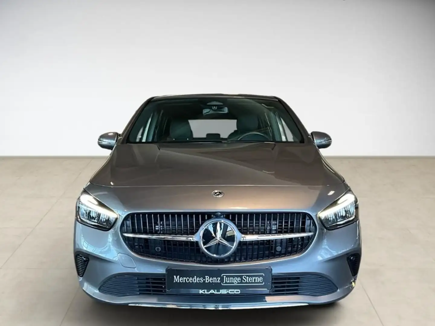 Mercedes-Benz B 200 Progressive PDC SHZ LED SpurH el.Heck AUT Grau - 2