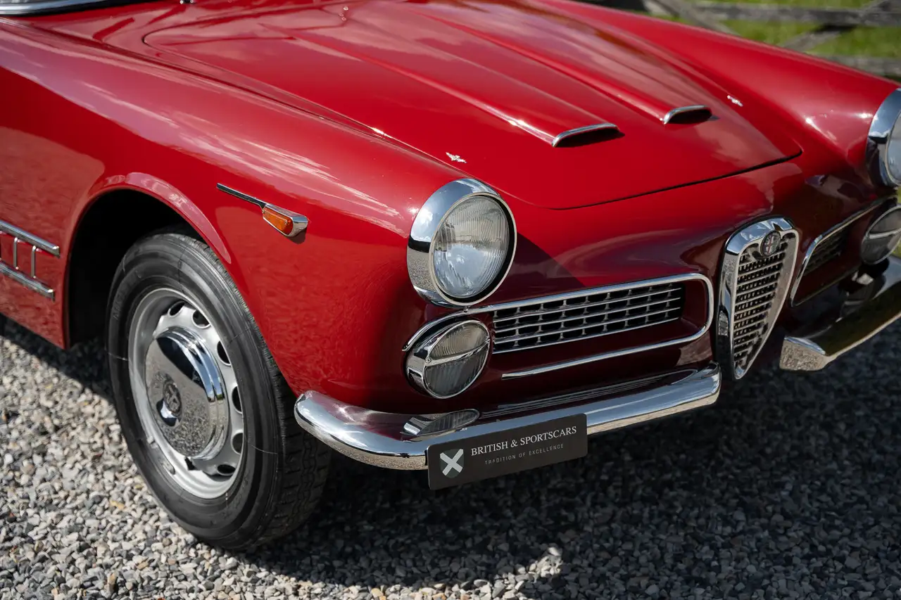 Alfa Romeo 2000 Spider, foto 12