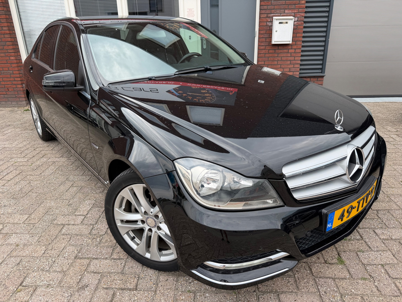 Mercedes-Benz C 180 Business Class Avantgarde / Navi / Clima / Cruise — photo 14