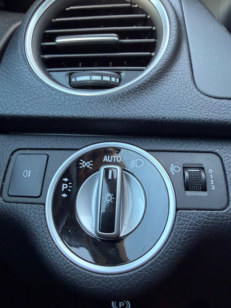 Mercedes-Benz C 180 Business Class Avantgarde / Navi / Clima / Cruise — photo 16