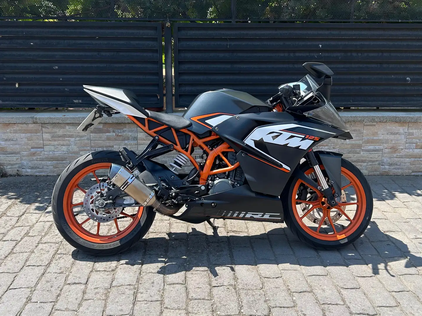 KTM RC 125 2016 Negro - 1